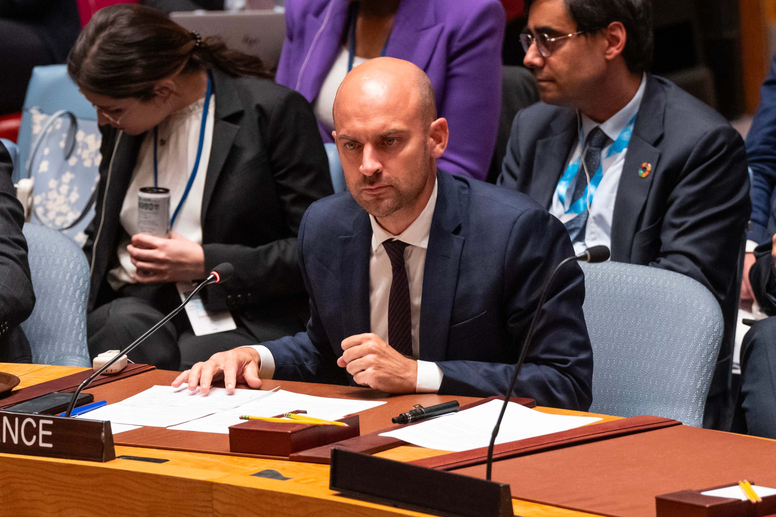 Le ministre français de l'Europe et des Affaires étrangères Jean-Noël Barrot s'exprime lors de la réunion du Conseil de sécurité des Nations Unies sur le Moyen-Orient sur la situation en Israël et au Liban au siège des Nations Unies à Nouvel York le 25 septembre 2024.