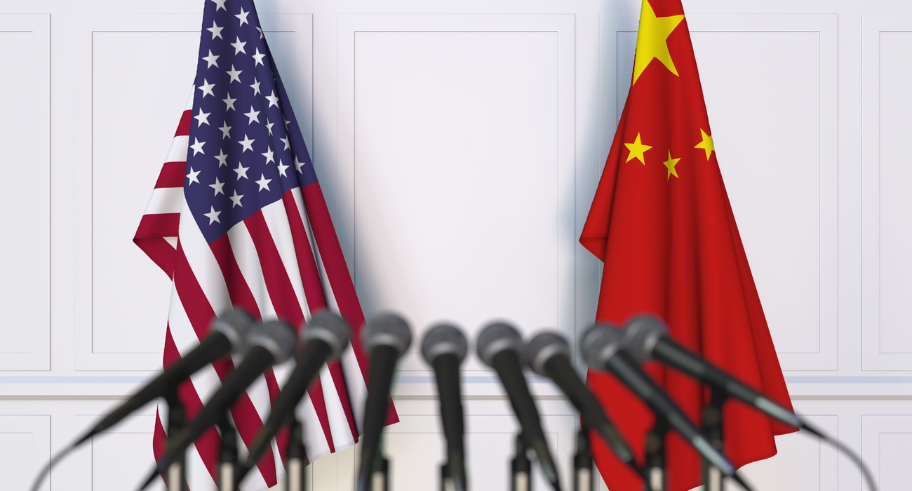 Drapeaux américain et chinois